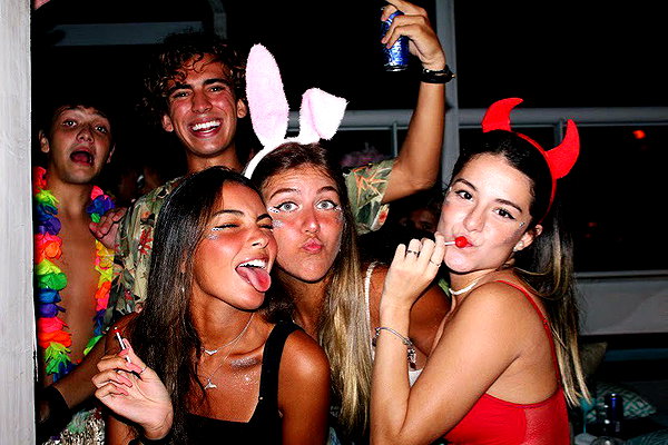 gabimfmoura instagram image archive image