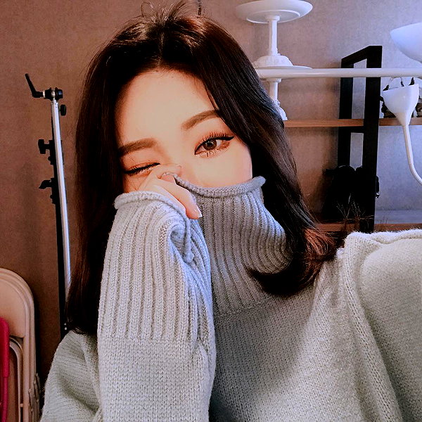 daxbin instagram image archive image
