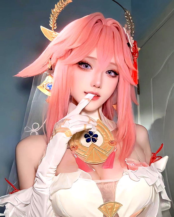 gallery_cosplayer instagram image archive image