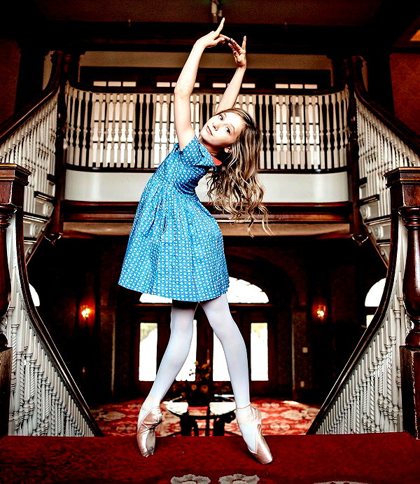 ellianawalmsley instagram image archive image