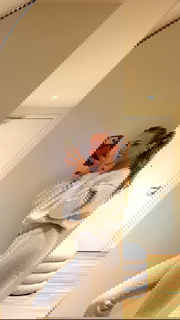 alexis.blond alexis.blond archive image