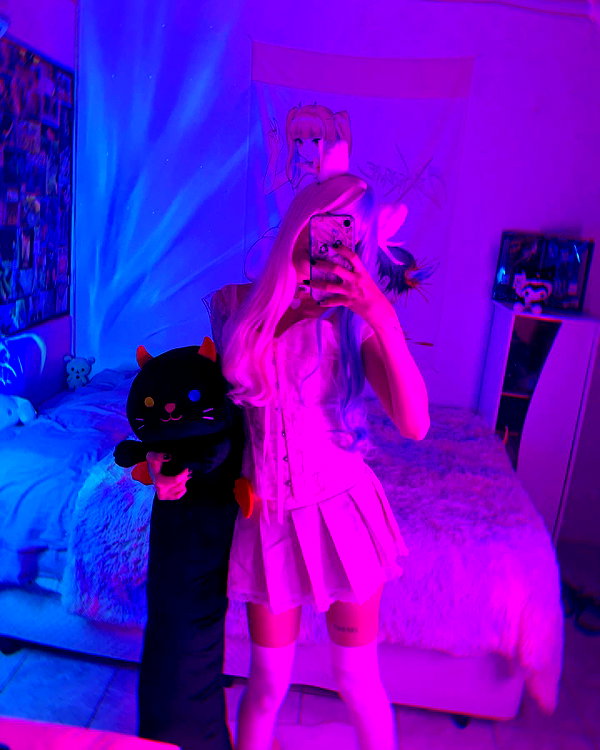 jadelaverne instagram image archive image