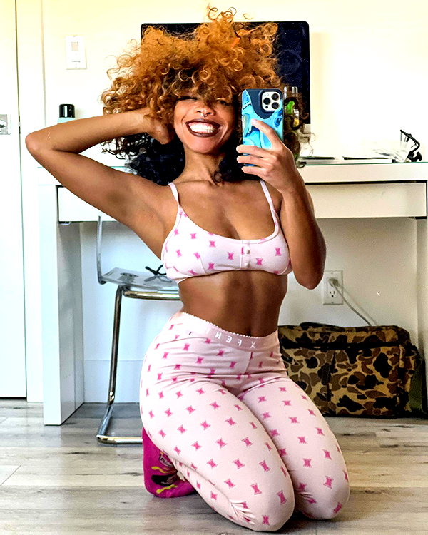 kieraplease instagram image archive image
