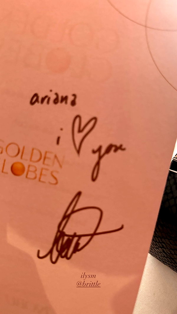 arianagrande instagram image archive image
