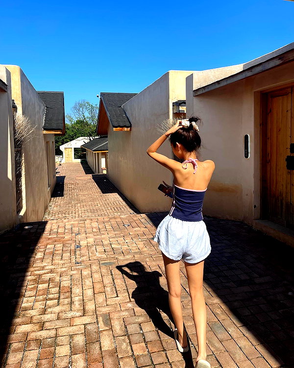 ll.lu1s instagram image archive image