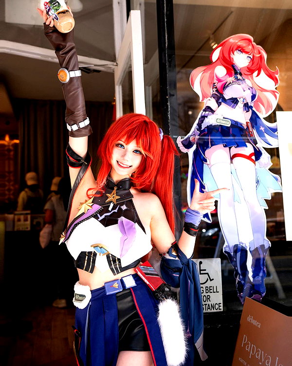 xier_cos instagram image archive image