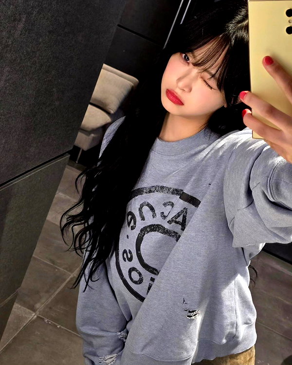 hhh.e_c.v instagram image archive image