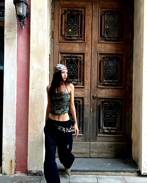 ll.lu1s instagram image archive image