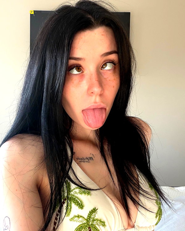 elerievans123 instagram image archive image