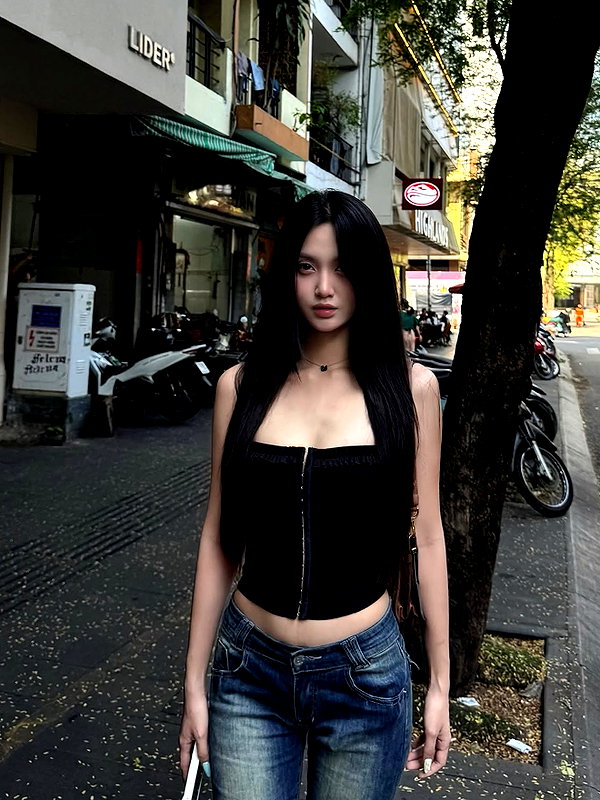 lyhythuedoxinh instagram image archive image