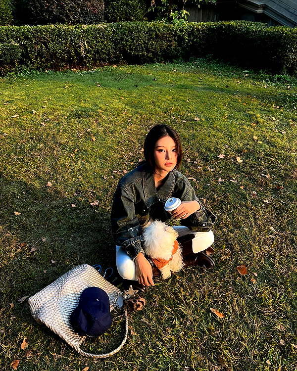 ll.lu1s instagram image archive image