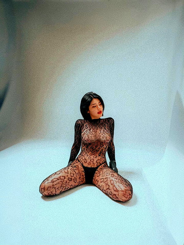 ro_bbin123 instagram image archive image