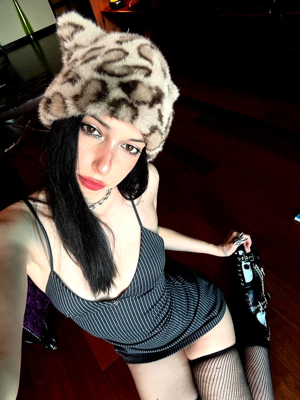 najavamp instagram image archive image