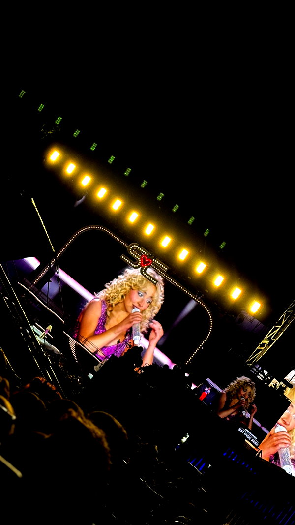 h0llyannabel h0llyannabel archive image