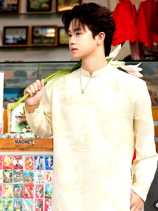 lyhythuedoxinh instagram image archive image