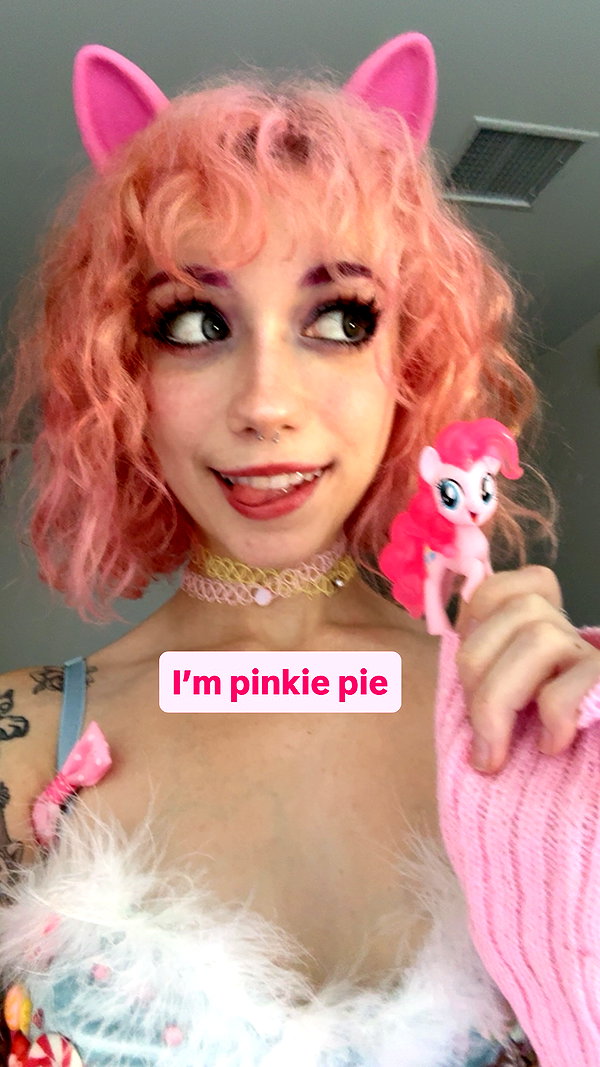 Archived image from @iluvmeww on Instagram