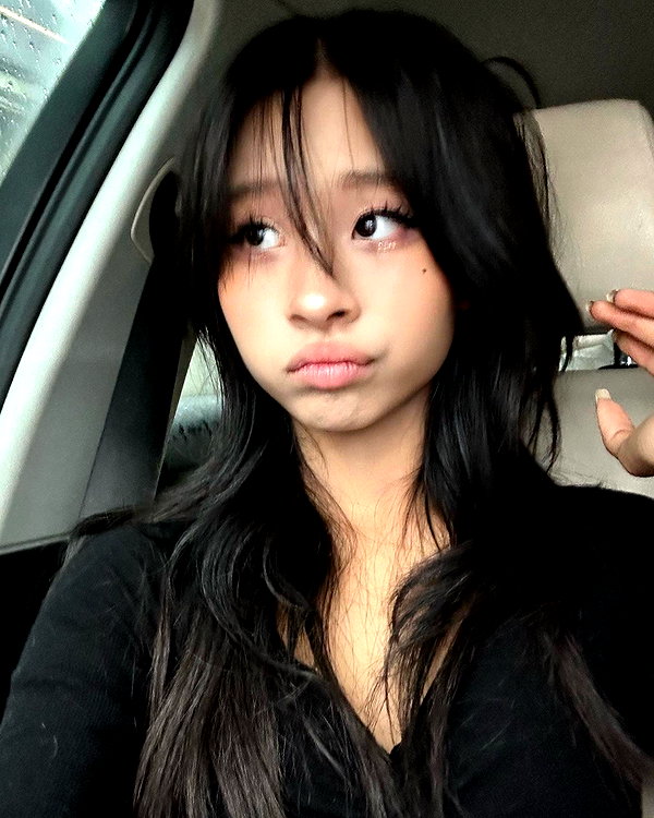 princessamelia_official instagram image archive image