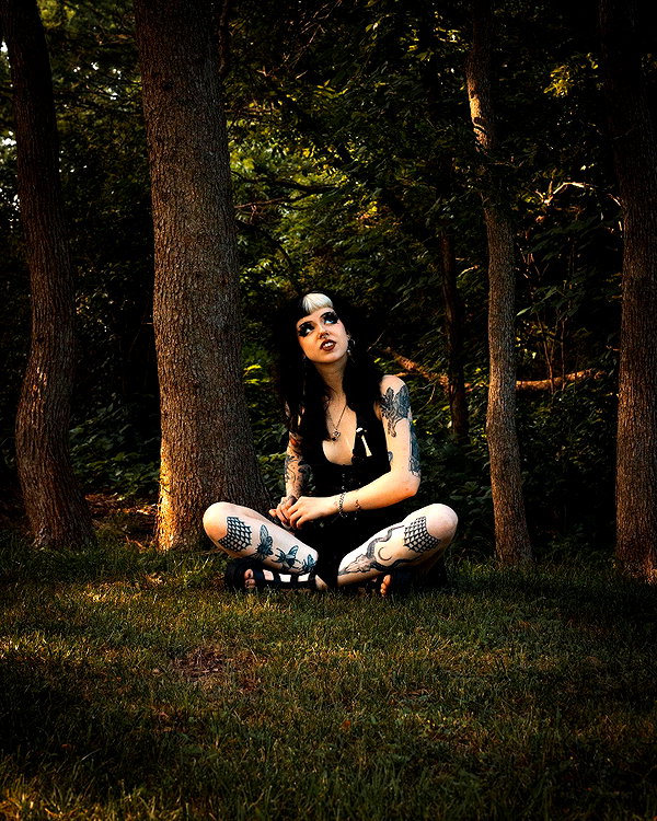 yeahimcaroline instagram image archive image