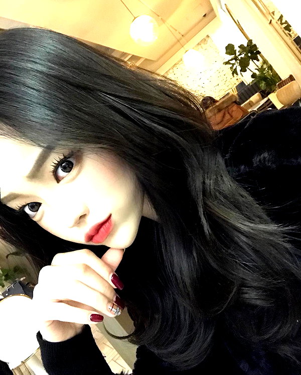 daxbin instagram image archive image
