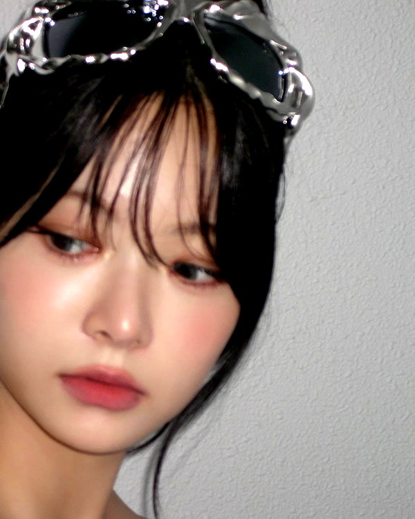hhh.e_c.v instagram image archive image