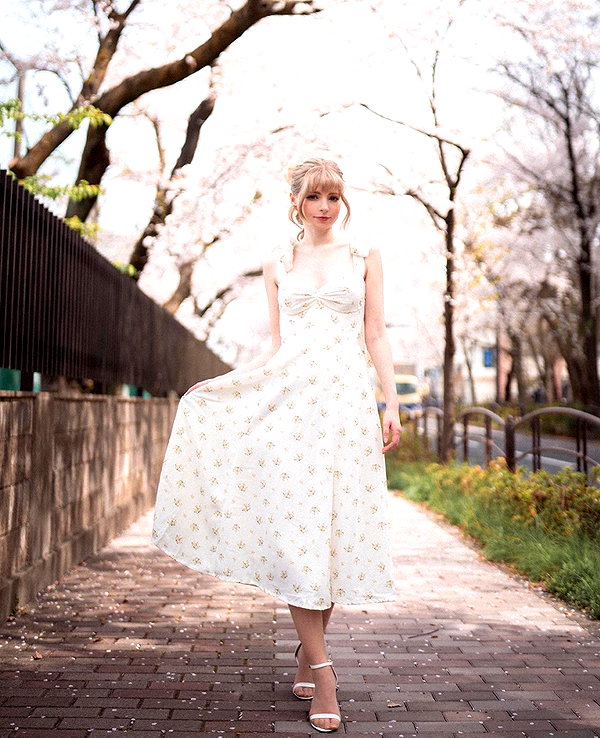 peachmilky_ instagram image archive image