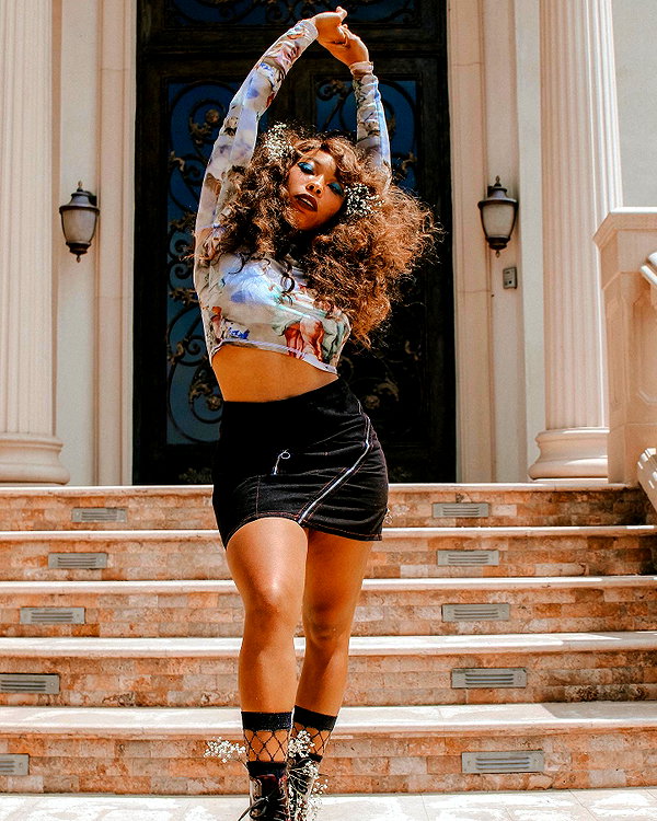 kieraplease instagram image archive image