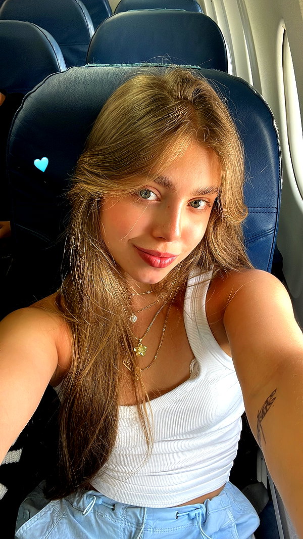 mishel_d_ instagram image archive image