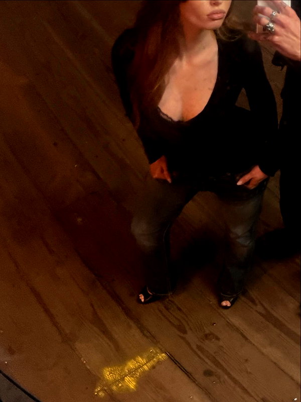 renatarrii instagram image archive image