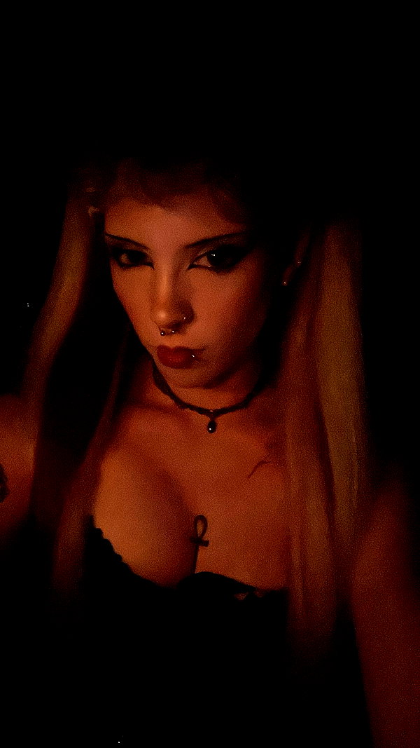 haileylayfield instagram image archive image