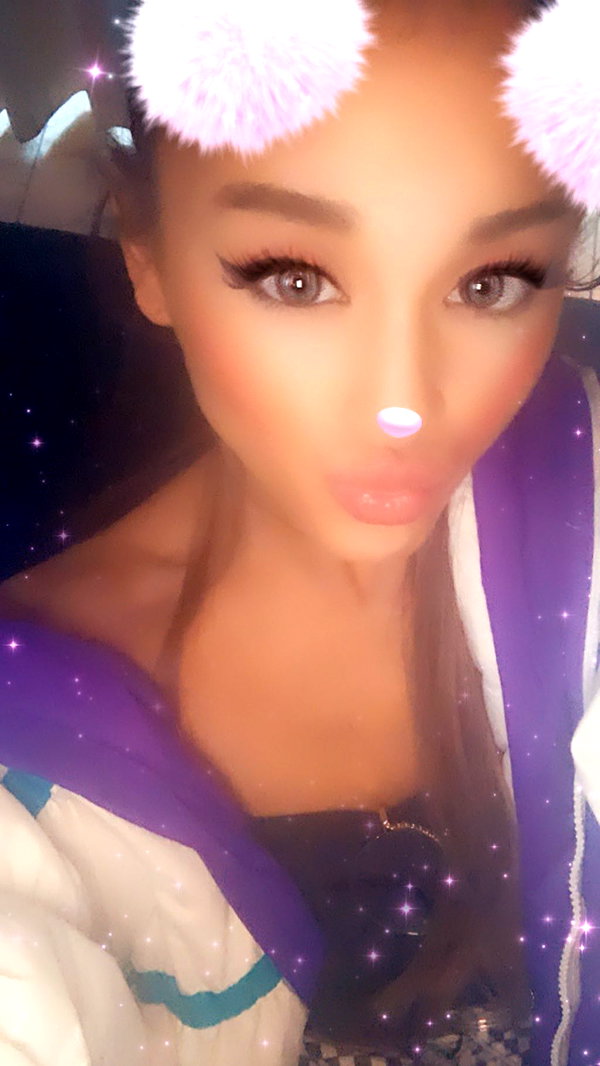 arianagrande instagram image archive image