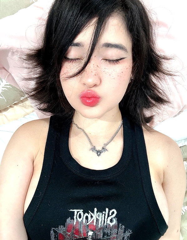 liawaifuu instagram image archive image