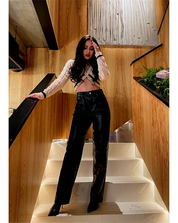alishevs instagram image archive image