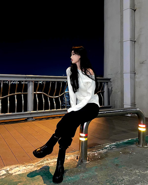 daxbin instagram image archive image