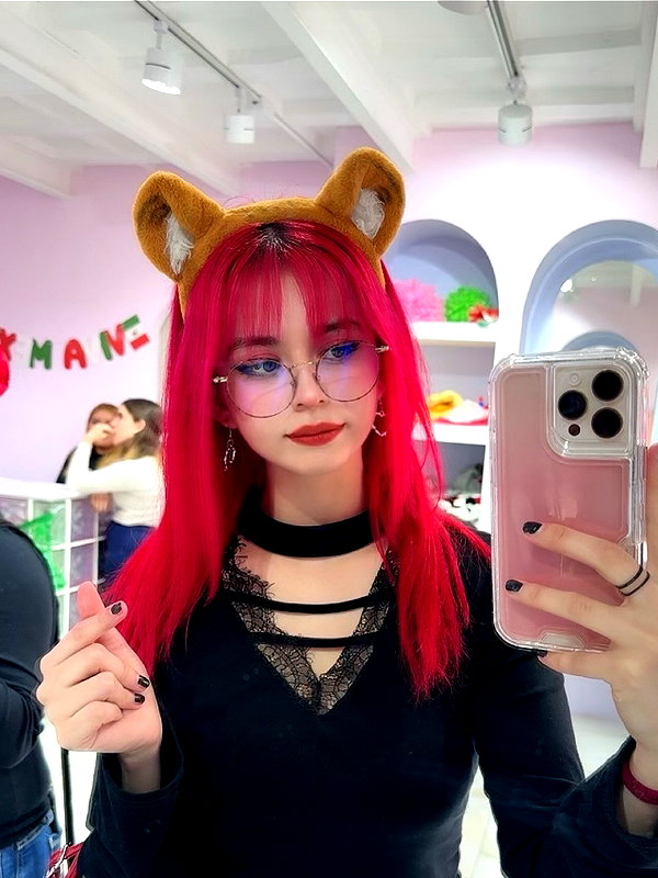 luly1980s instagram image archive image