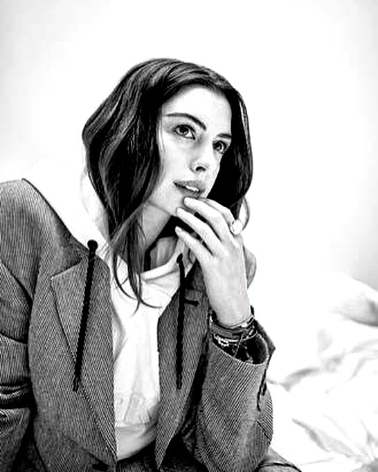 annehathaway instagram image archive image