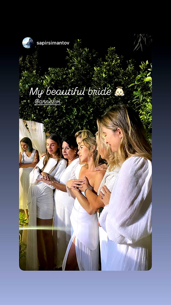 annezivi instagram image archive image