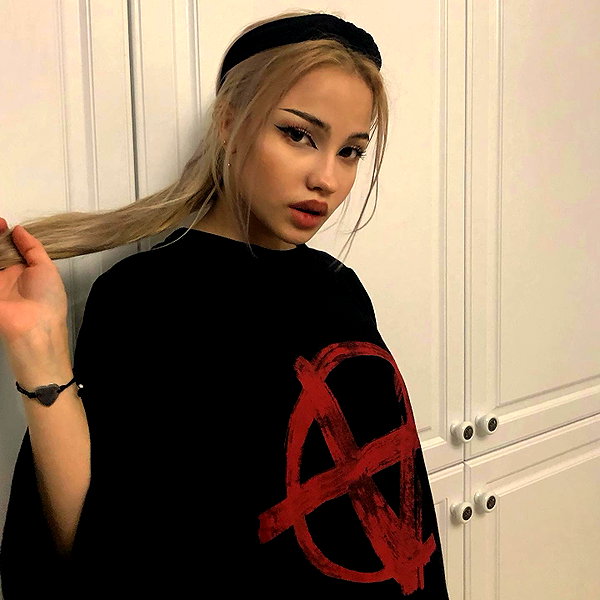 aseynat0r instagram image archive image
