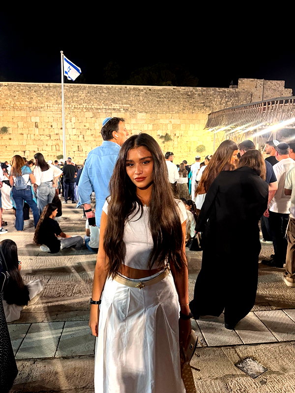 yuvalhazan___ instagram image archive image