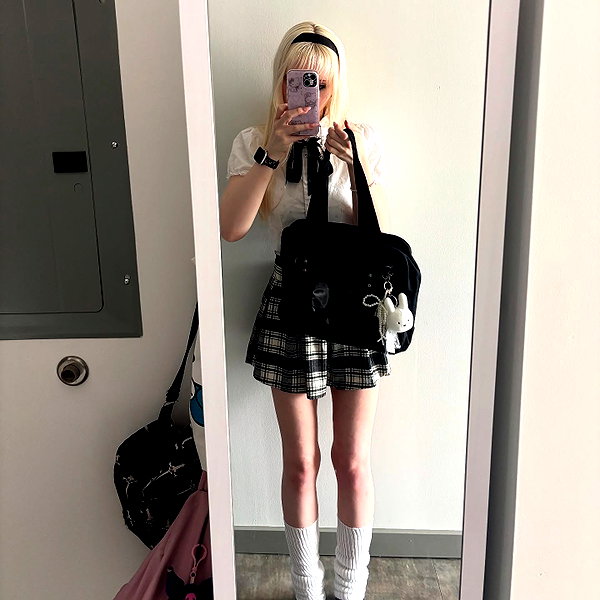 mennyaah instagram image archive image