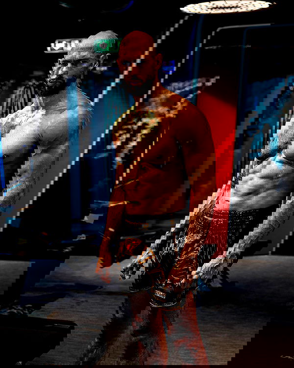 tateauraa tateauraa archive image