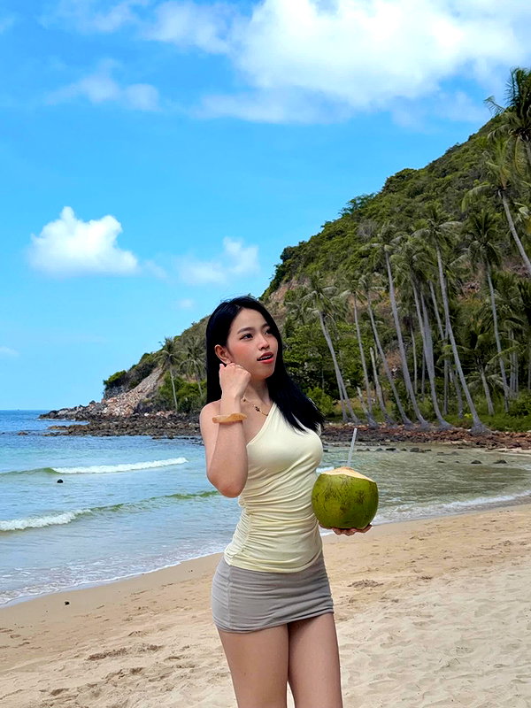 lyhythuedoxinh instagram image archive image