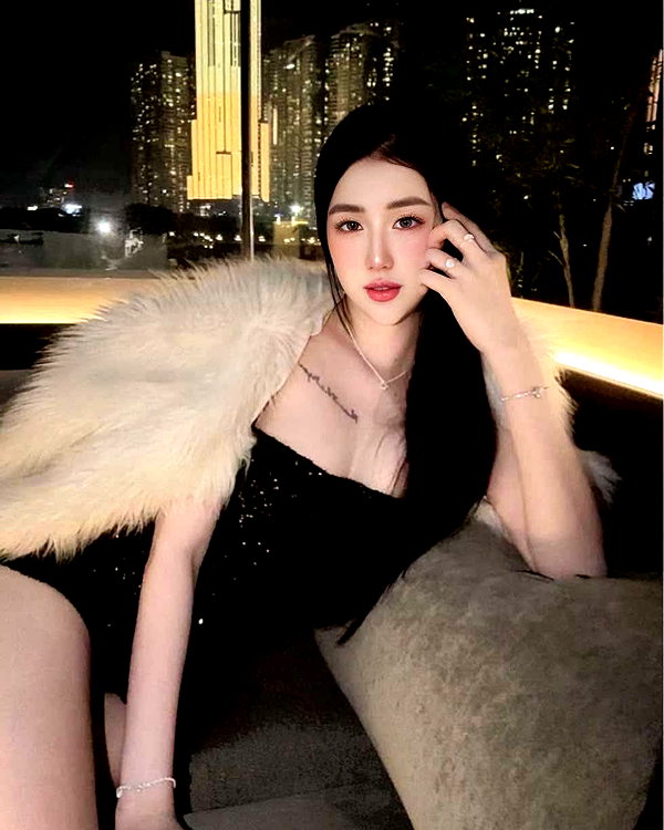 lyhythuedoxinh instagram image archive image