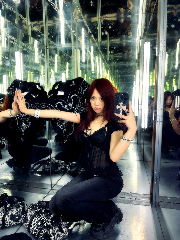 is2tian instagram image archive image