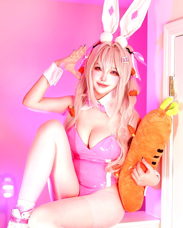 rakukoo instagram image archive image