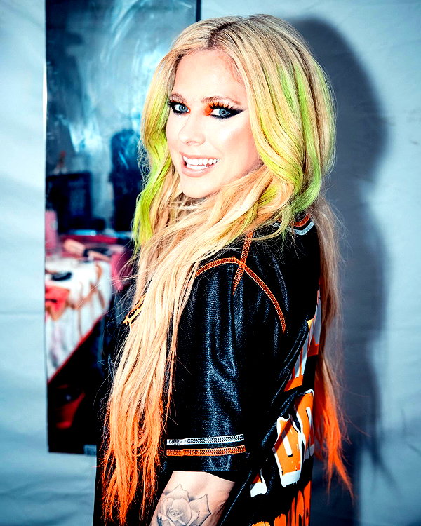avrillavigne instagram image archive image