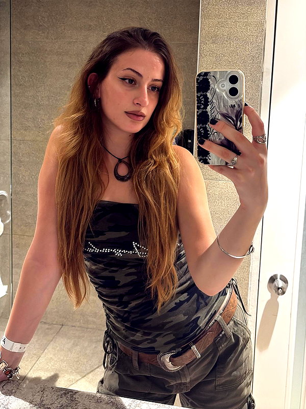 neomiconrad instagram image archive image
