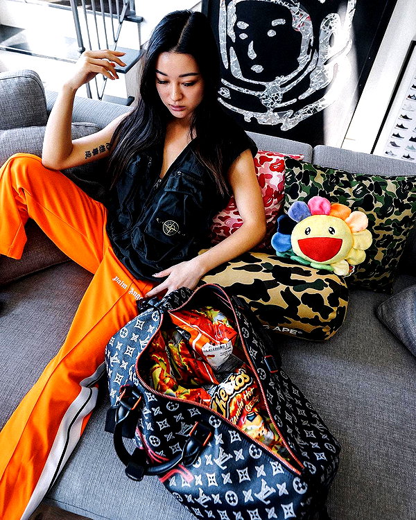 emily.ghoul instagram image archive image