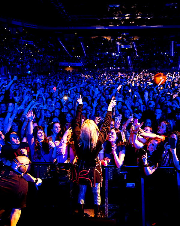 avrillavigne instagram image archive image