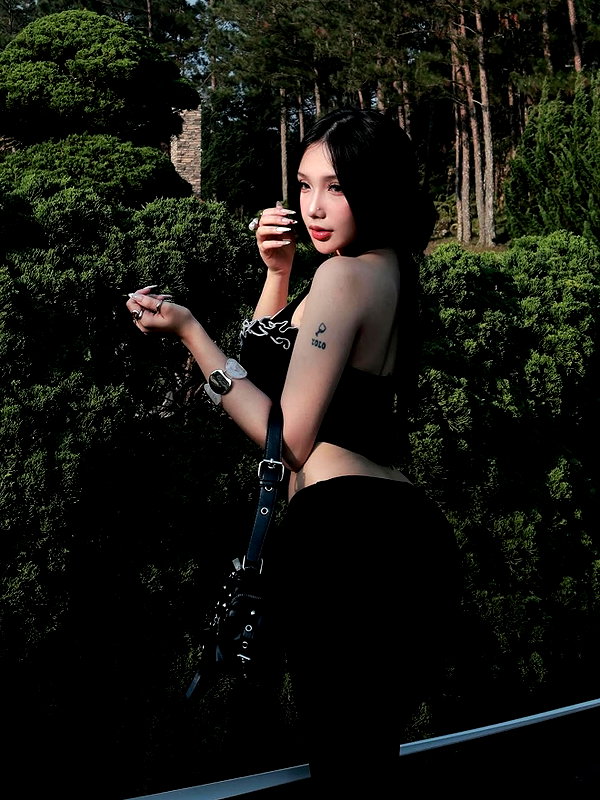 lyhythuedoxinh instagram image archive image