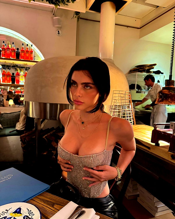 laurenhamden instagram image archive image